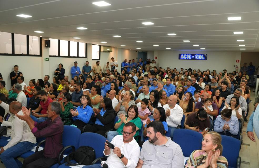 SAE empossa 51 novos servidores