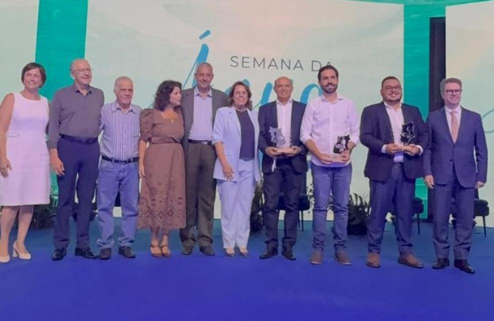 Catalão recebe prêmio pelo trabalho sustentável no meio ambiente