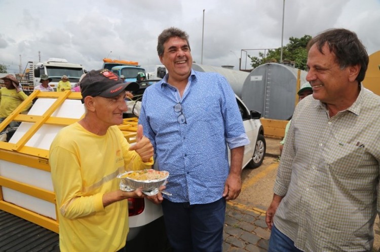 Refeição volta a ser oferecida de graça para funcionários dos almoxarifados da Prefeitura